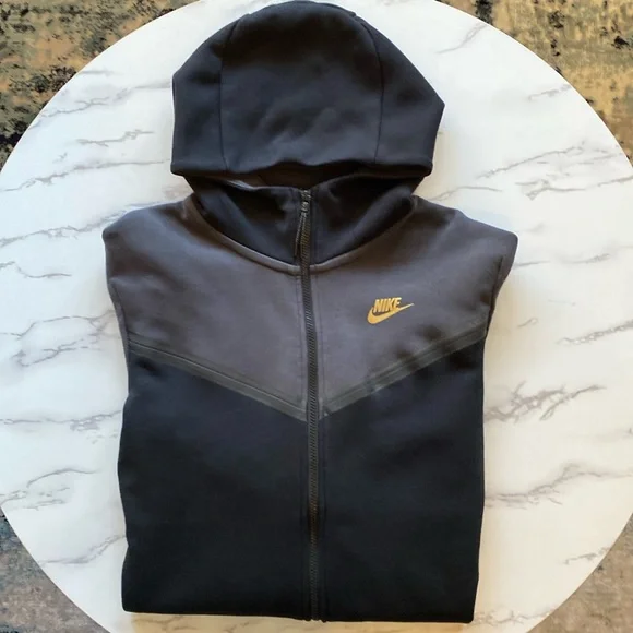 Nike Tech Jacket - Men's M - Picture 1 of 9